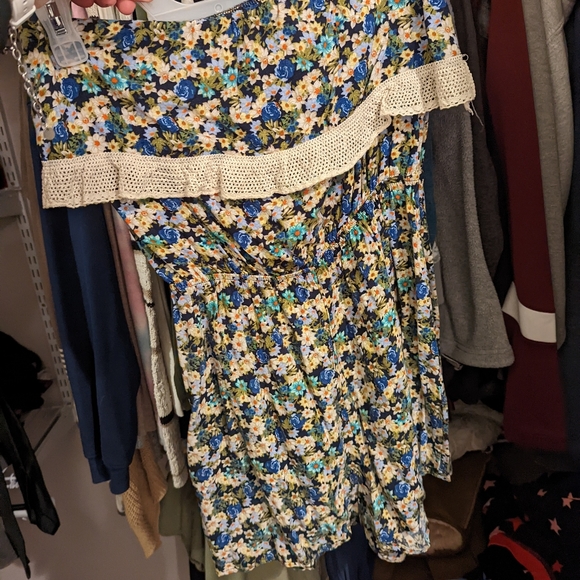 Floral Romper - Picture 1 of 1